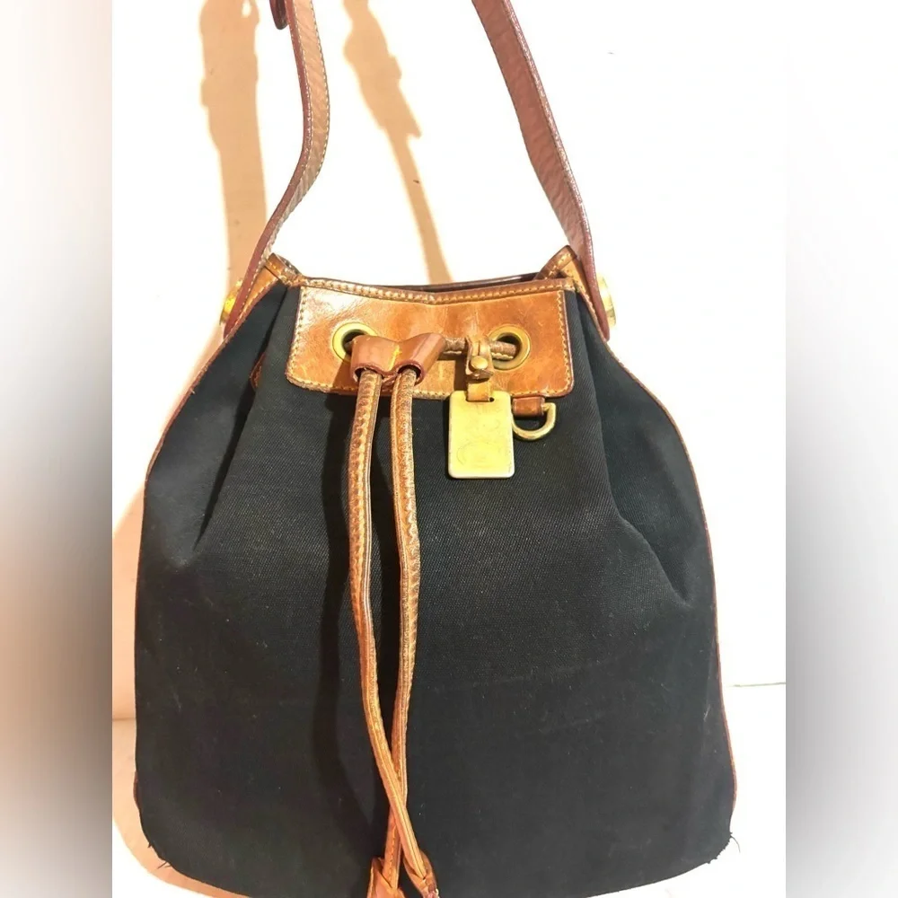 Elegant Black and Brown Bucket Bag